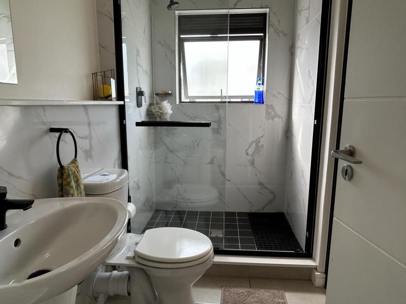 To Let 2 Bedroom Property for Rent in Sandown Western Cape